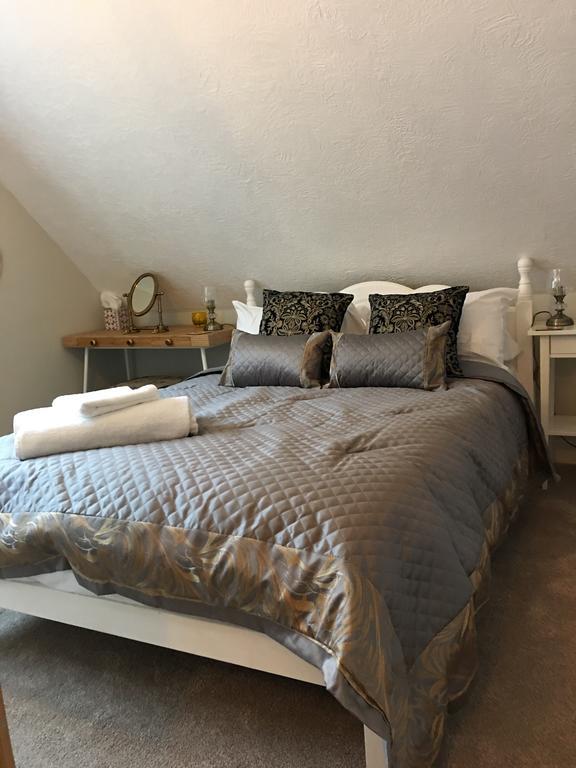 The Cherry Tree Guest House อีสต์บอร์น ภายนอก รูปภาพ