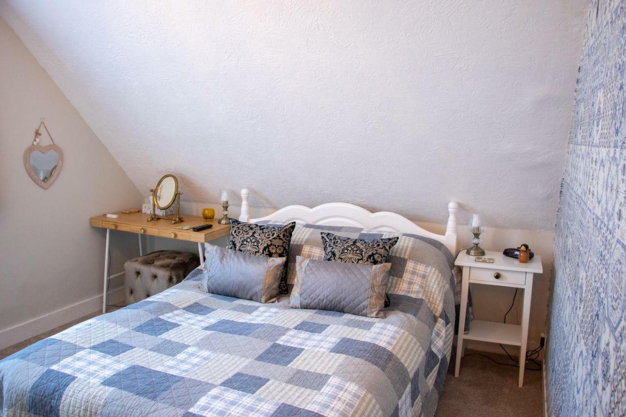 The Cherry Tree Guest House อีสต์บอร์น ภายนอก รูปภาพ