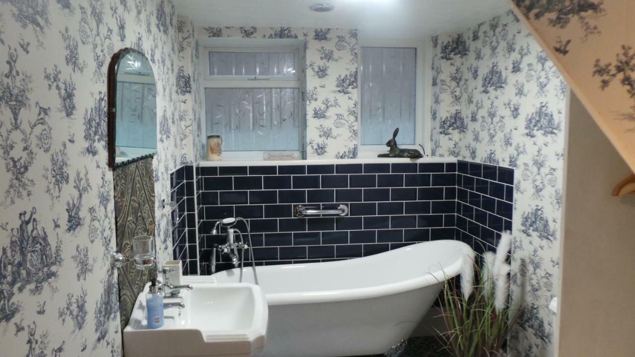 The Cherry Tree Guest House อีสต์บอร์น ภายนอก รูปภาพ